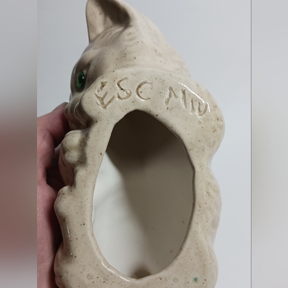 Vintage Speckled Pottery Cat Figurine signed ESC MW - Picture 5 of 6